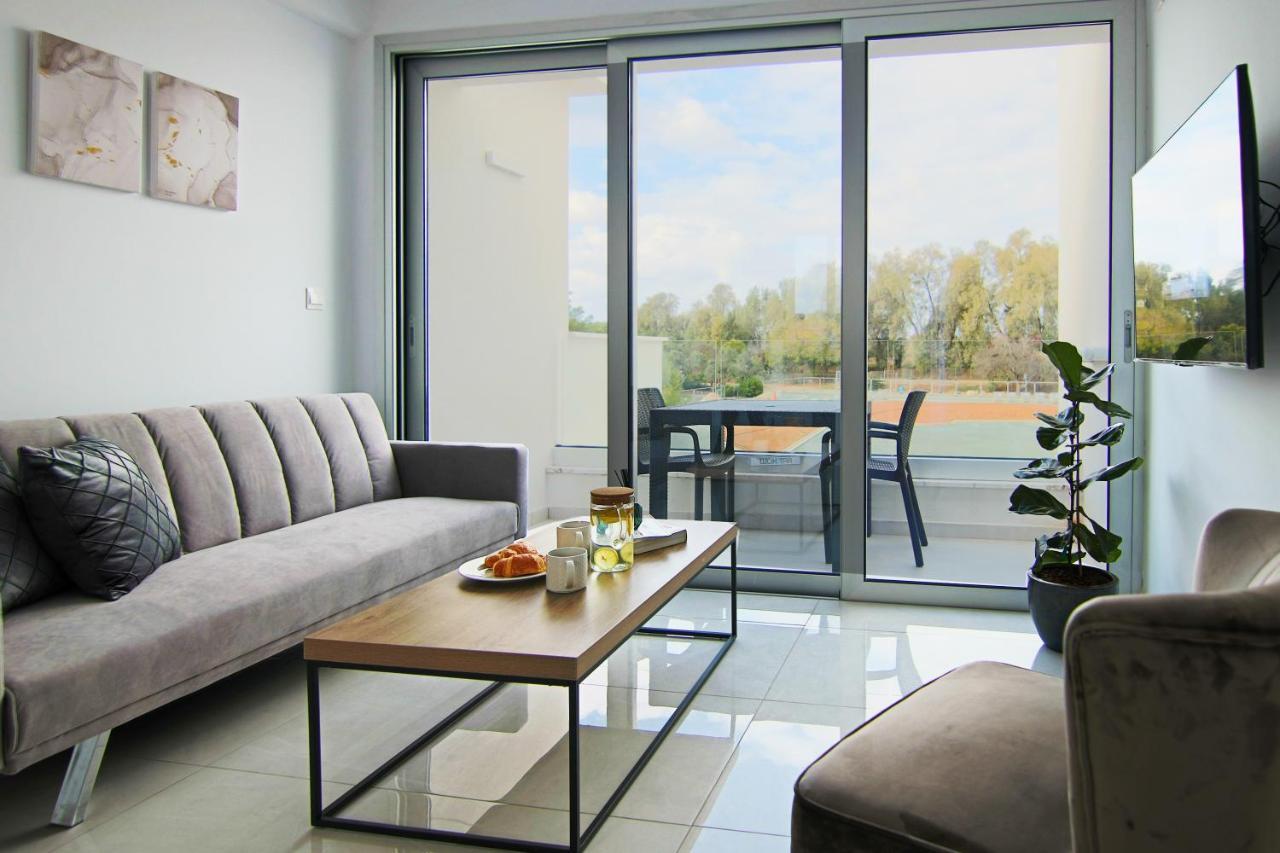 Phaedrus Living - Seaside Executive Flat Harbour 204 Appartement Paphos Buitenkant foto